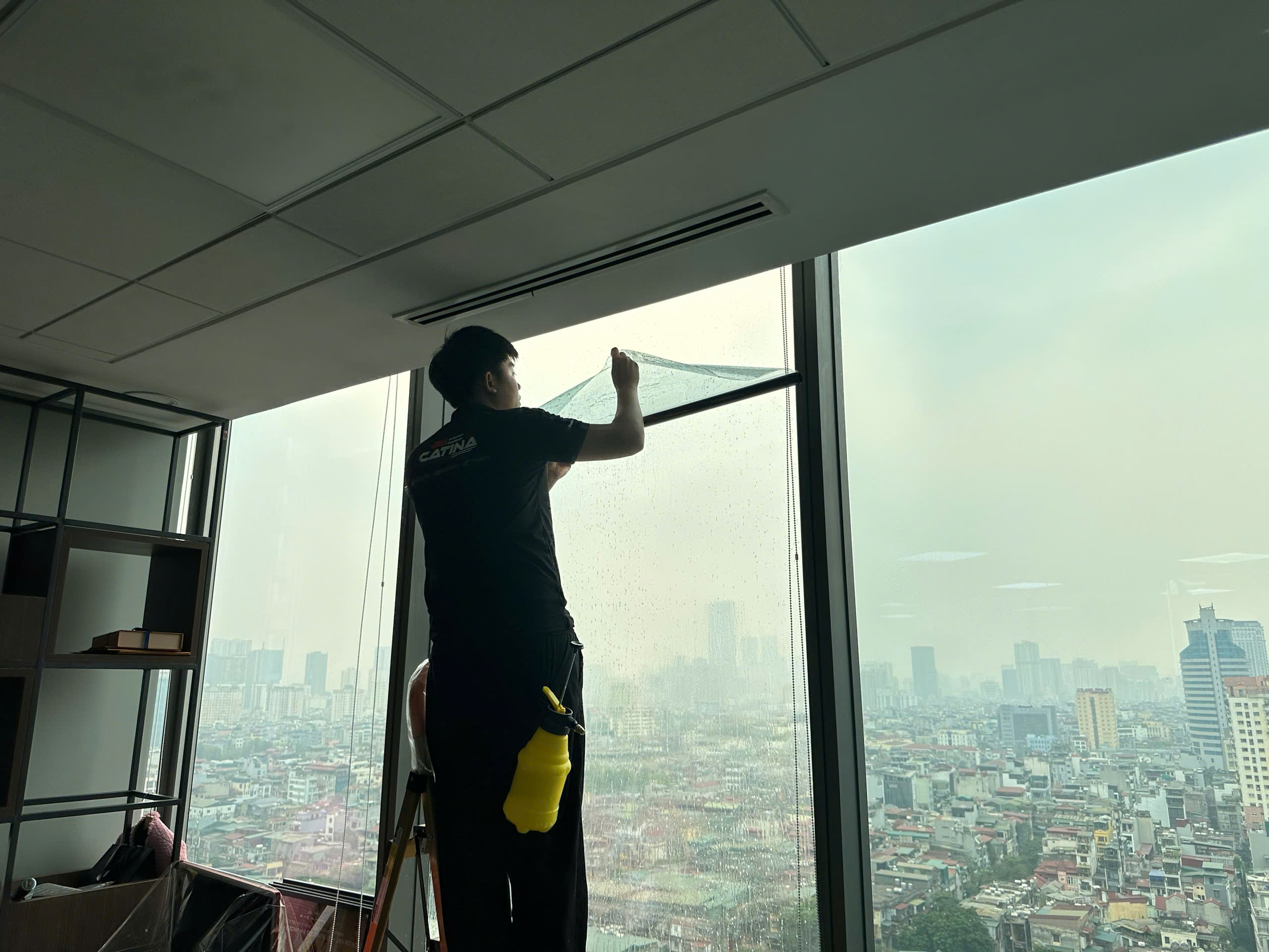 dán phim cách nhiệt nhà kính vp bank Hà Nội